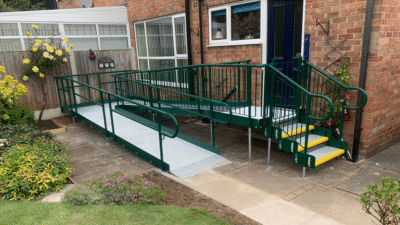 image shows a ramp with incorporated step unit